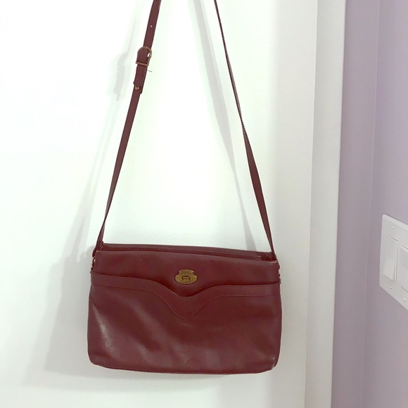 Vintage burgundy/wine Etienne Aigner crossbody - Picture 1 of 8
